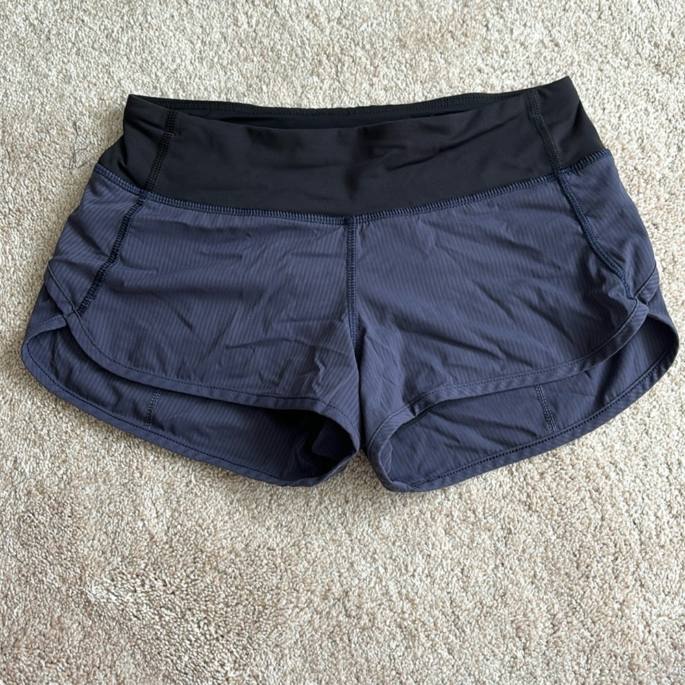 Lululemon Speed up short 2.5in, low rise. Size 2, barely worn